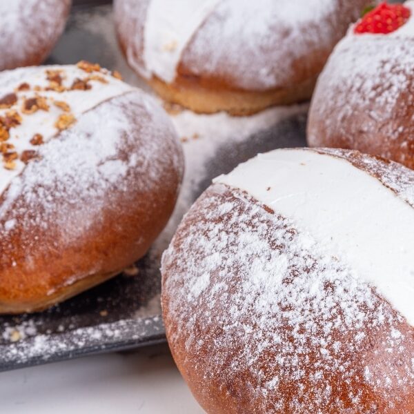 Dolcezze da Roma: Descubra mi receta de Maritozzi al Cioccolato, ¡el brioche que le enamorará!